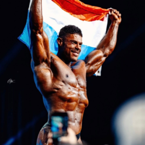 Wesley Vissers wint Arnold Classic 2026