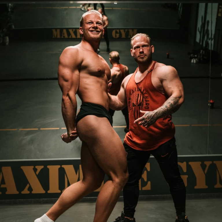 Red Hofman met zijn coach aan het droogtrainen