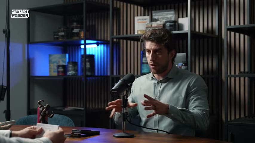 Tussen de Set met Diederik over te veel zitten