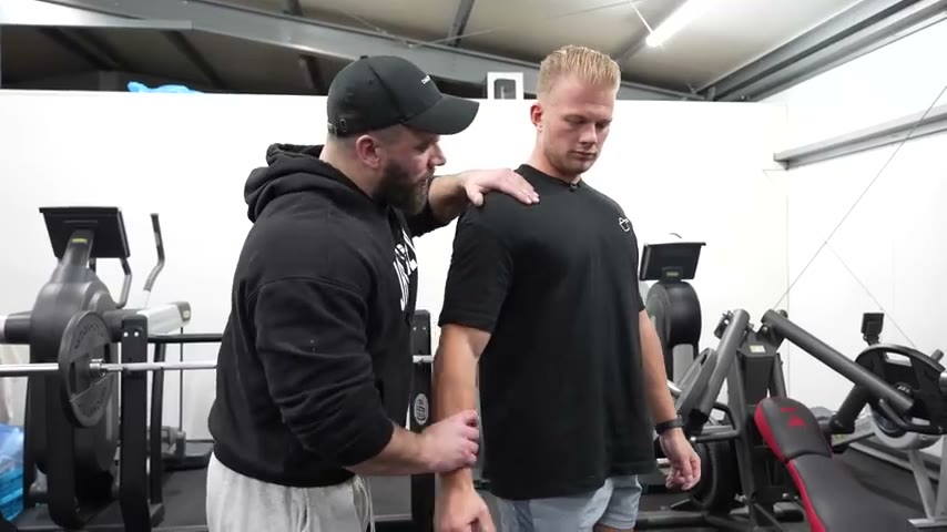 Tussen de Set — Wat zijn de beste borstoefeningen? Biomechanica uitgelegd