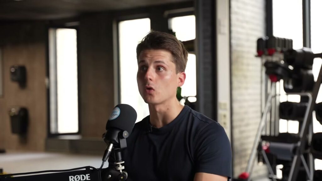 Arts Alexander Rakic in de Sportpoeder-podcast over afvallen en volhouden