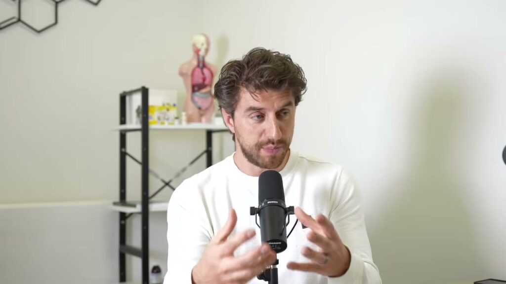 Internist-endocrinoloog Diederik Smit legt in de Sportpoeder-podcast uit waarom creatine vocht naar je spieren trekt