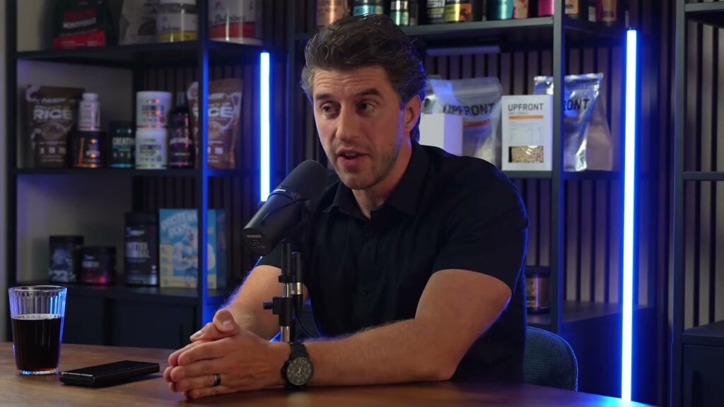 Arts Diederik Smit beoordeelt in de podcast hoeveel eiwit er in een schep moet zitten