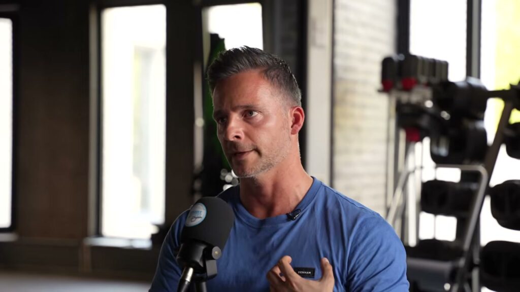 Slaappsycholoog Merijn van de Laar in de Sportpoeder-podcast over moe wakker worden