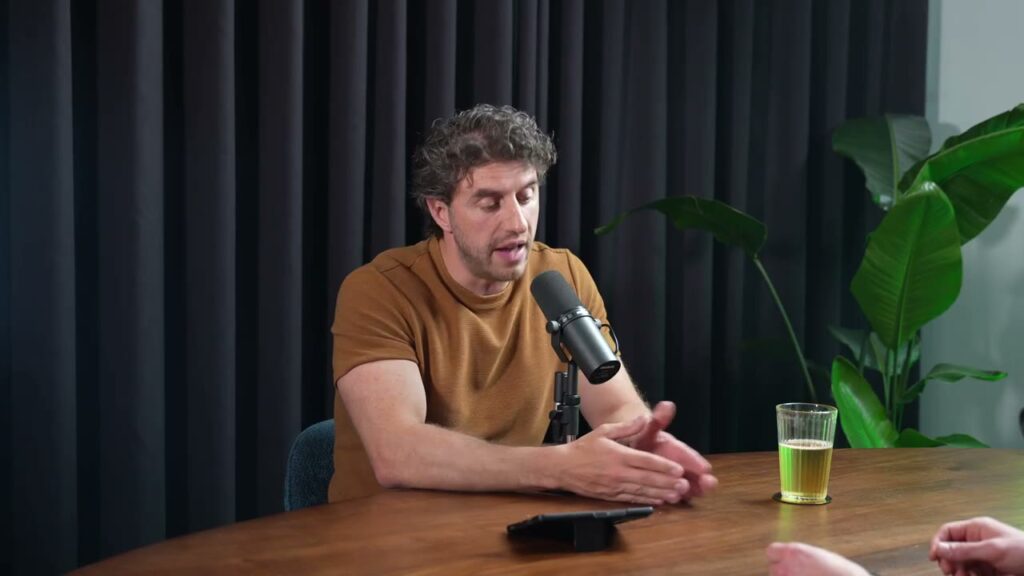 Internist-endocrinoloog Diederik Smit in De Healthcast over hormonen en de perimenopauze